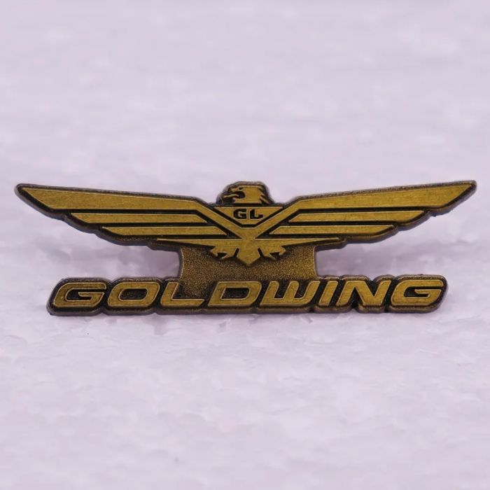 Значок Gold Wing 
