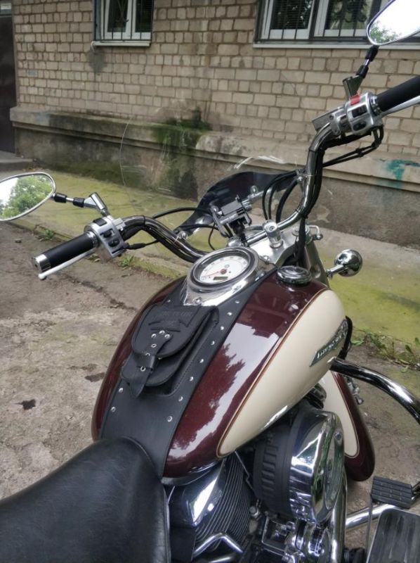 Накладка Drag star 1100 (с заклёпками )